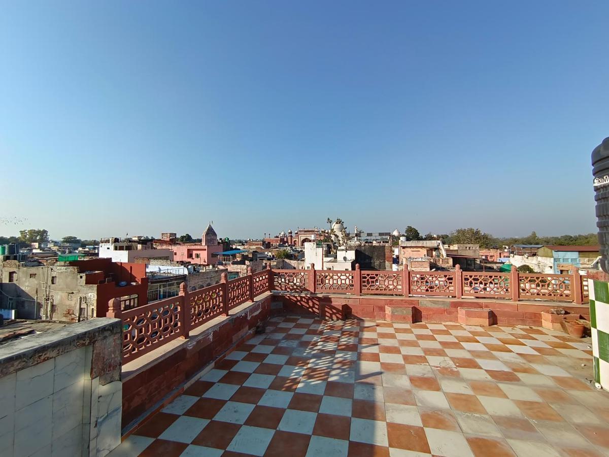 Hotel India Inn Walking Distance From Taj Mahal-- Rooftop Taj Mahal View Agra  Eksteriør bilde