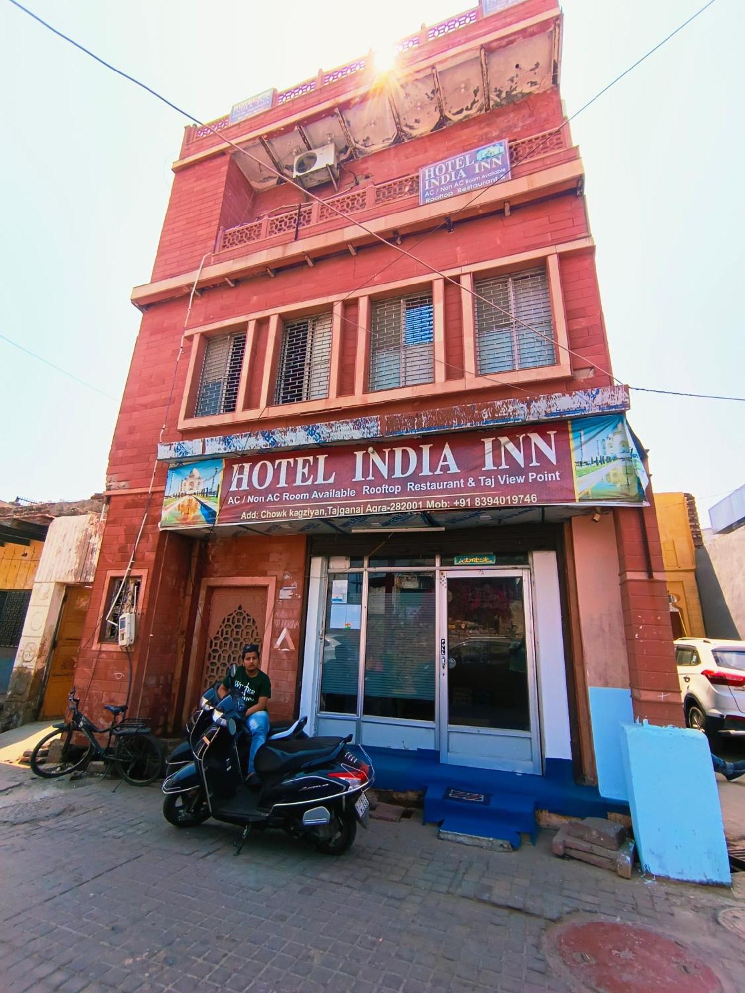 Hotel India Inn Walking Distance From Taj Mahal-- Rooftop Taj Mahal View Agra  Eksteriør bilde